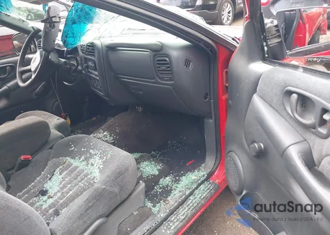 2000 Chevrolet S-10 Ls z USA, uszkodzony, nr VIN 1GCCS14WXYK152055